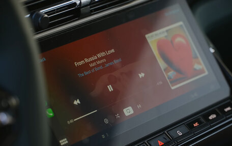 Aston Martin Vanquish, 2025 год, 55 000 000 рублей, 18 фотография