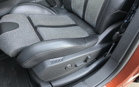 Peugeot 3008 II, 2017 год, 1 995 000 рублей, 36 фотография