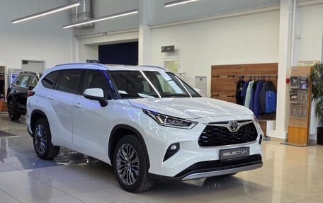 Toyota Highlander, 2025 год, 6 100 000 рублей, 3 фотография