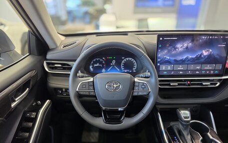 Toyota Highlander, 2025 год, 6 100 000 рублей, 15 фотография