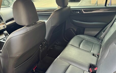 Subaru Outback IV рестайлинг, 2017 год, 2 220 000 рублей, 13 фотография