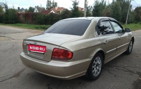 Hyundai Sonata IV рестайлинг, 2005 год, 450 000 рублей, 4 фотография