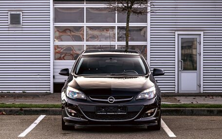 Opel Astra J, 2014 год, 895 000 рублей, 2 фотография