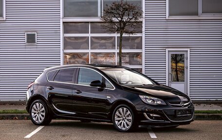 Opel Astra J, 2014 год, 895 000 рублей, 3 фотография