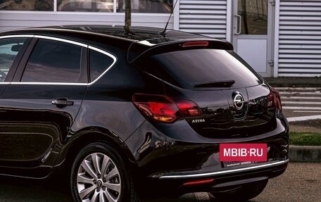 Opel Astra J, 2014 год, 895 000 рублей, 10 фотография