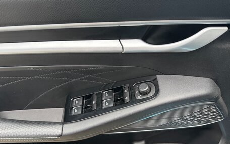 Geely Emgrand, 2023 год, 1 690 000 рублей, 8 фотография