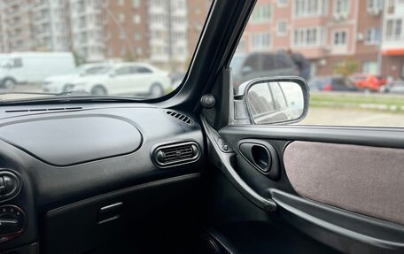 Chevrolet Niva I рестайлинг, 2006 год, 400 000 рублей, 12 фотография