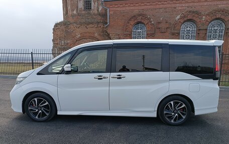 Honda Stepwgn IV, 2015 год, 2 250 000 рублей, 7 фотография