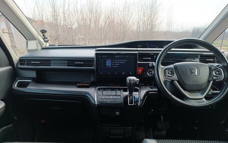 Honda Stepwgn IV, 2015 год, 2 250 000 рублей, 14 фотография