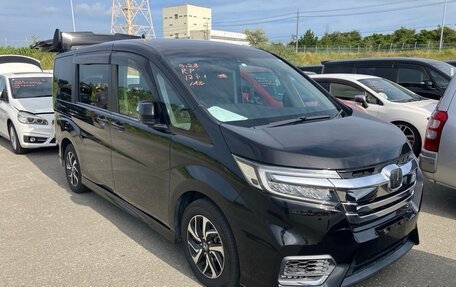 Honda Stepwgn IV, 2021 год, 1 980 000 рублей, 1 фотография