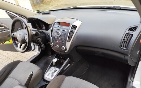 KIA cee'd I рестайлинг, 2011 год, 935 000 рублей, 21 фотография