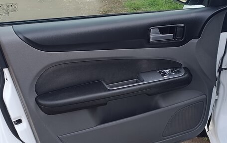 Ford Focus II рестайлинг, 2011 год, 680 000 рублей, 15 фотография