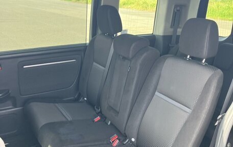 Honda Stepwgn IV, 2021 год, 1 980 000 рублей, 10 фотография