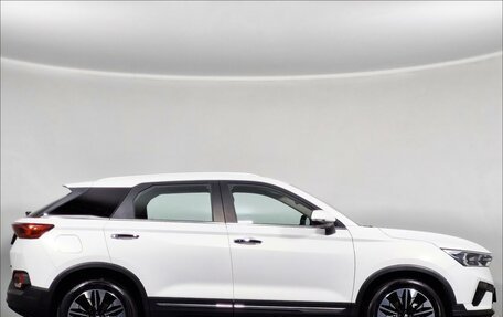 FAW Bestune T77, 2024 год, 2 324 000 рублей, 3 фотография