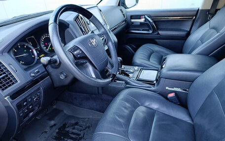 Toyota Land Cruiser 200, 2015 год, 5 250 000 рублей, 10 фотография