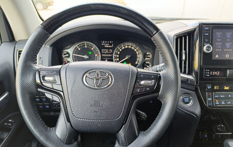 Toyota Land Cruiser 200, 2015 год, 5 250 000 рублей, 23 фотография