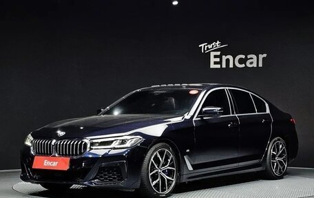 BMW 5 серия, 2022 год, 3 370 000 рублей, 2 фотография