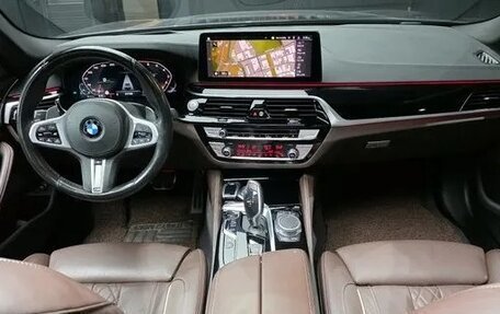 BMW 5 серия, 2022 год, 3 370 000 рублей, 11 фотография