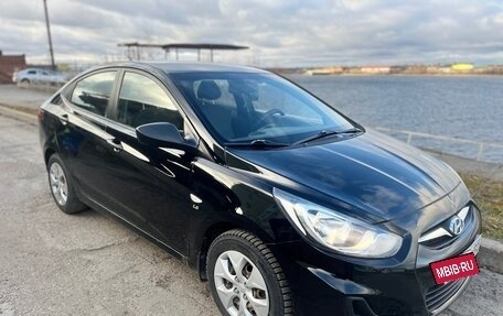 Hyundai Solaris II рестайлинг, 2014 год, 900 000 рублей, 8 фотография