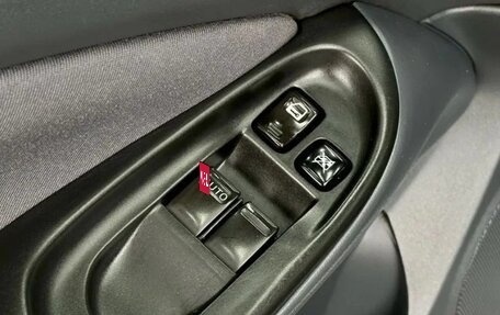 Nissan Almera, 2004 год, 272 000 рублей, 11 фотография