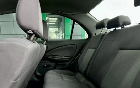 Nissan Almera, 2004 год, 272 000 рублей, 24 фотография