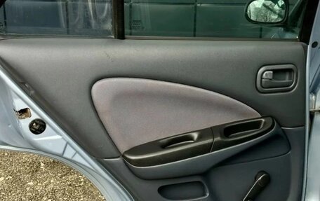 Nissan Almera, 2004 год, 272 000 рублей, 23 фотография