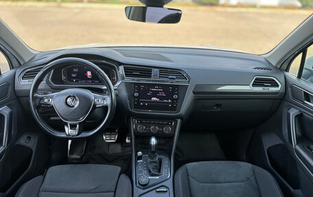 Volkswagen Tiguan II, 2020 год, 3 080 000 рублей, 15 фотография