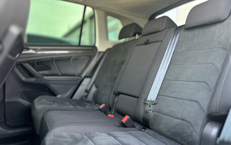 Volkswagen Tiguan II, 2020 год, 3 080 000 рублей, 13 фотография