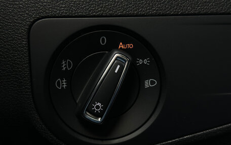 Volkswagen Tiguan II, 2020 год, 3 080 000 рублей, 24 фотография