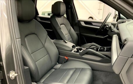 Porsche Cayenne III, 2025 год, 14 869 398 рублей, 23 фотография