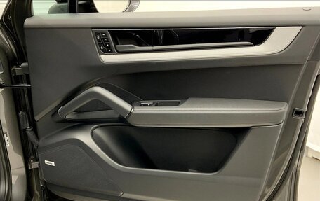 Porsche Cayenne III, 2025 год, 14 869 398 рублей, 27 фотография