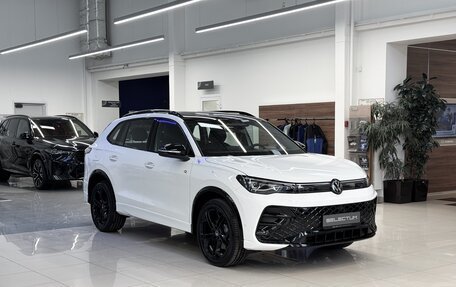 Volkswagen Tiguan, 2025 год, 4 990 000 рублей, 3 фотография