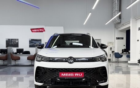 Volkswagen Tiguan, 2025 год, 4 990 000 рублей, 2 фотография