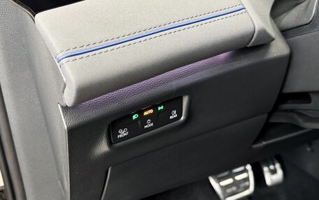 Volkswagen Tiguan, 2025 год, 4 990 000 рублей, 13 фотография