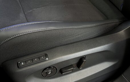 Volkswagen Tiguan, 2025 год, 4 990 000 рублей, 16 фотография