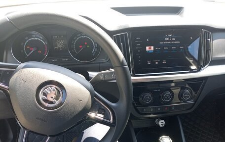 Skoda Kamiq I, 2022 год, 2 099 999 рублей, 9 фотография