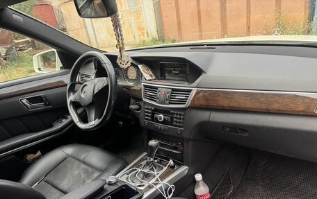 Mercedes-Benz E-Класс, 2011 год, 1 425 000 рублей, 20 фотография