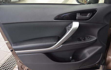 Mitsubishi Eclipse Cross, 2018 год, 1 470 000 рублей, 8 фотография