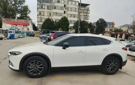 Mazda CX-4, 2022 год, 1 915 000 рублей, 7 фотография