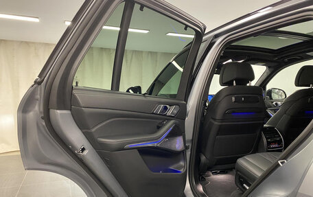 BMW X5, 2025 год, 15 000 000 рублей, 13 фотография