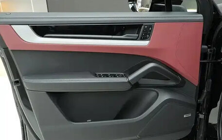 Porsche Cayenne III, 2024 год, 12 450 077 рублей, 15 фотография