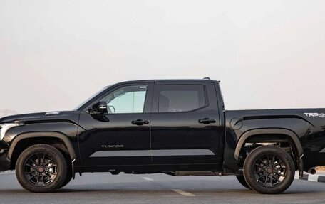 Toyota Tundra, 2024 год, 11 490 000 рублей, 2 фотография