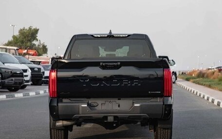 Toyota Tundra, 2024 год, 11 490 000 рублей, 5 фотография