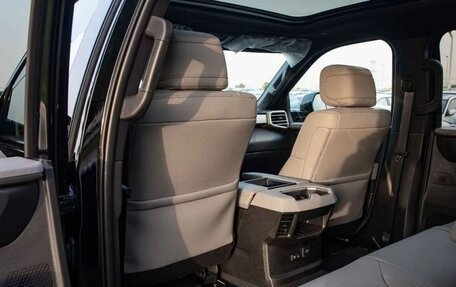 Toyota Tundra, 2024 год, 11 490 000 рублей, 12 фотография