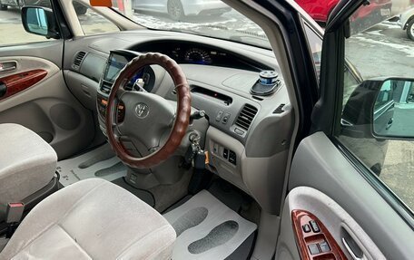 Toyota Estima III рестайлинг -2, 2003 год, 1 129 000 рублей, 10 фотография