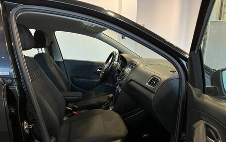 Volkswagen Polo VI (EU Market), 2018 год, 1 372 000 рублей, 29 фотография