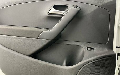 Volkswagen Polo VI (EU Market), 2018 год, 1 250 000 рублей, 18 фотография