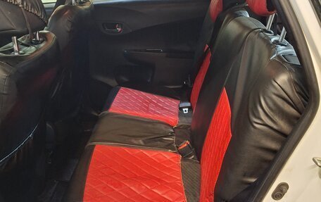 Toyota Ractis II, 2011 год, 1 200 000 рублей, 7 фотография