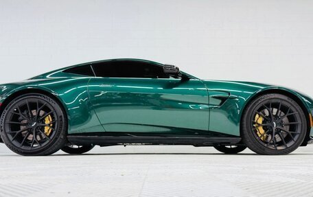 Aston Martin V8 Vantage IV, 2025 год, 27 246 588 рублей, 12 фотография