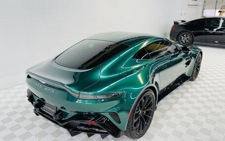 Aston Martin V8 Vantage IV, 2025 год, 27 246 588 рублей, 17 фотография